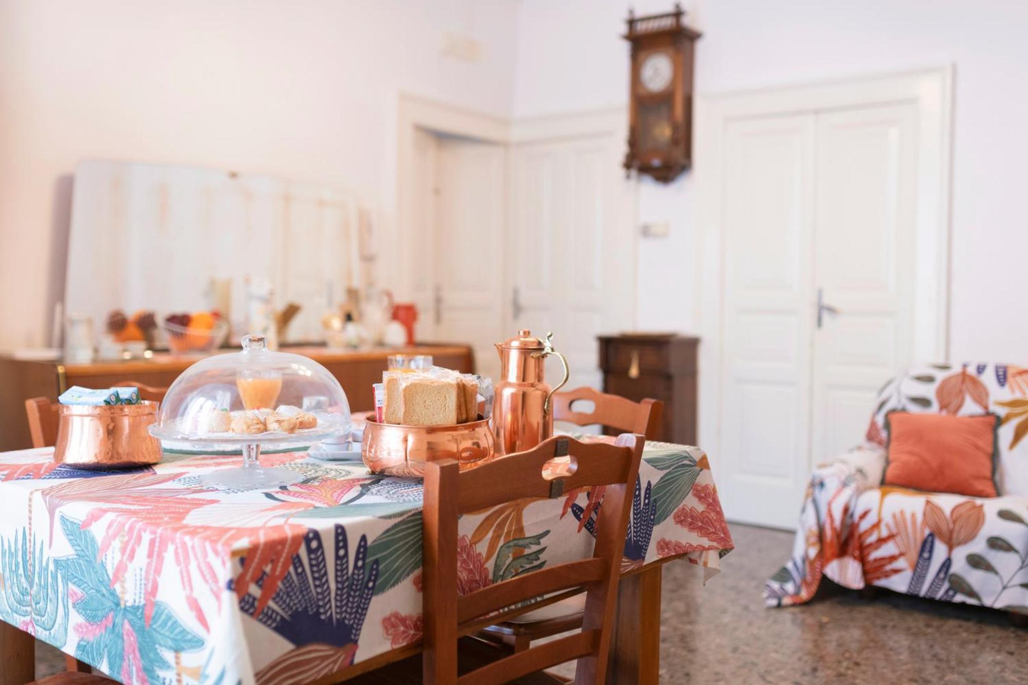 Nonna Nella Casa In Centro Διαμέρισμα Ostuni Εξωτερικό φωτογραφία
